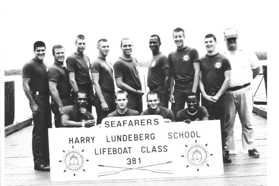 Lifeboat Class 381