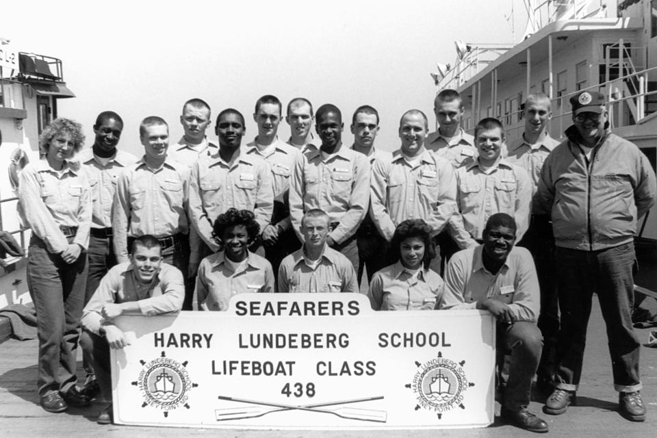 Lifeboat Class 438