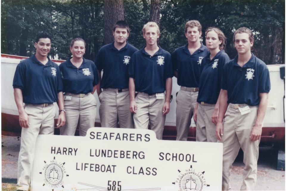 Lifeboat Class 585